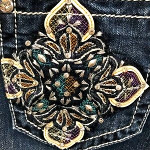 EUC MISS ME SIGNATURE STRAIGHT JEANS SIZE 30